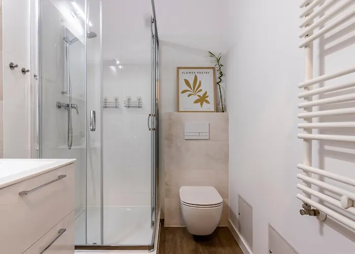 Jaworska, Sun & Snow *